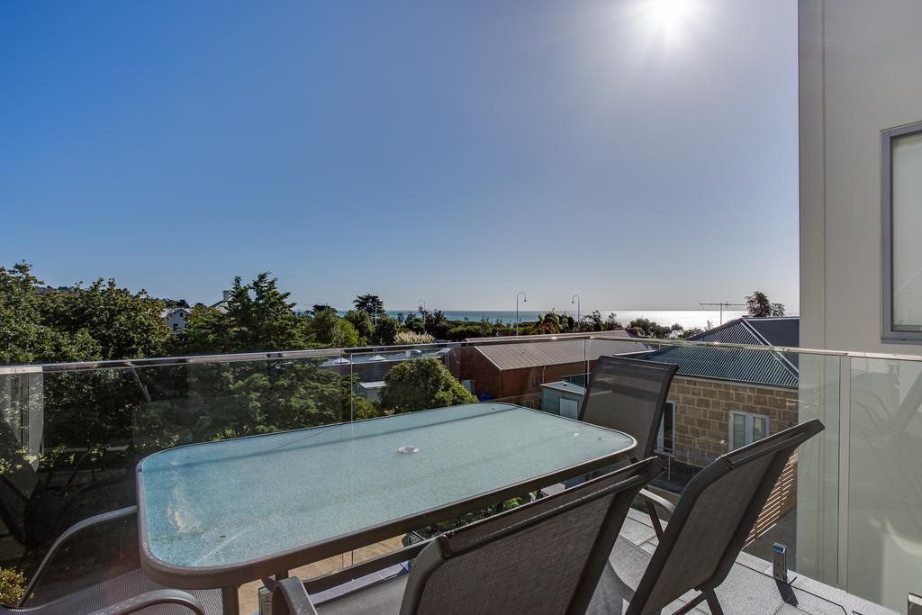 Seaside Apartment Getaway Dromana Buitenkant foto