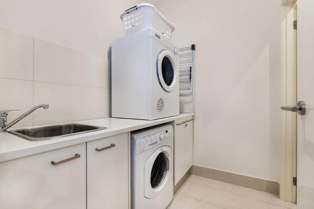 Seaside Apartment Getaway Dromana Buitenkant foto